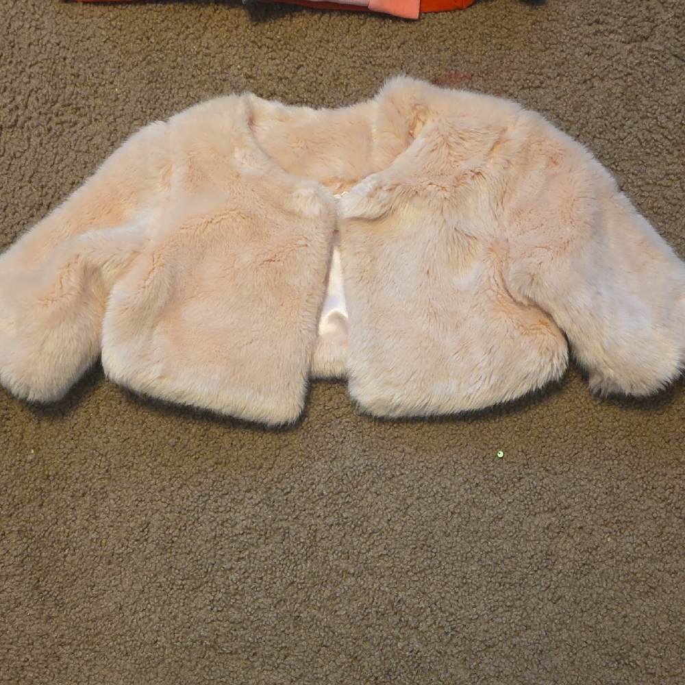 Chic Kids Faux Fur Cape - Cream